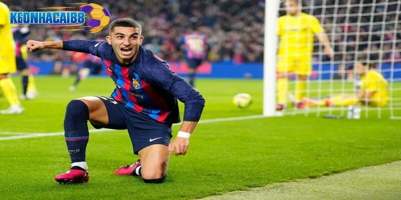 Sự nghiệp bóng đá chuyên nghiệp với vô vàn dấu ấn nổi bật