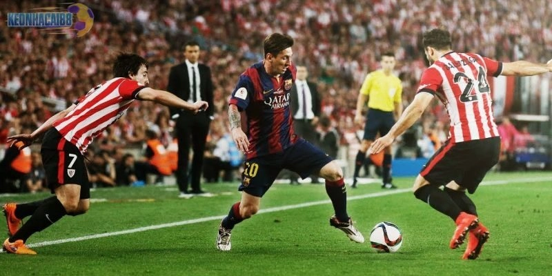 Messi biến cầu thủ Bilbao thành những "gã hề" ở chung kết Cúp Nhà Vua năm 2015