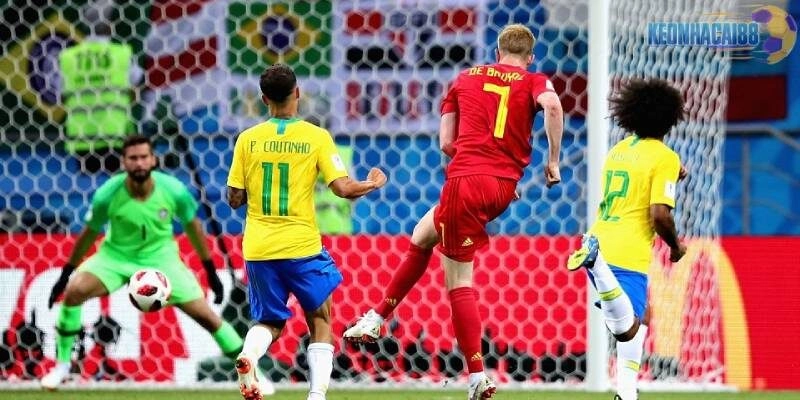 Kevin De Bruyne lên đến đỉnh cao sự nghiệp câu lạc bộ cùng Man City